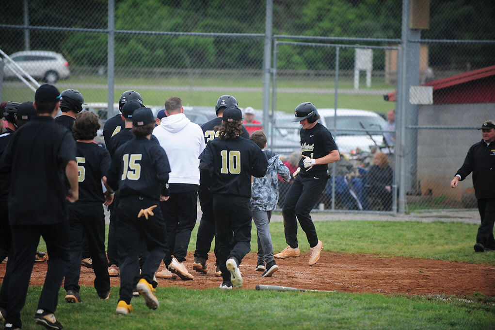 Caleb Hager (home run).jpg